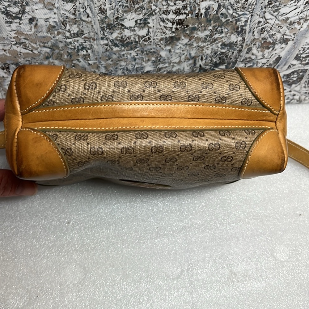 GUCCI Vintage 80’s Micro GG Web Monogram Leather Crossbody Purse Bag - Picture 8 of 17